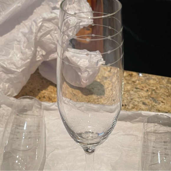 Royal Doulton Champagne glasses - set of 4 - Picture 6 of 7